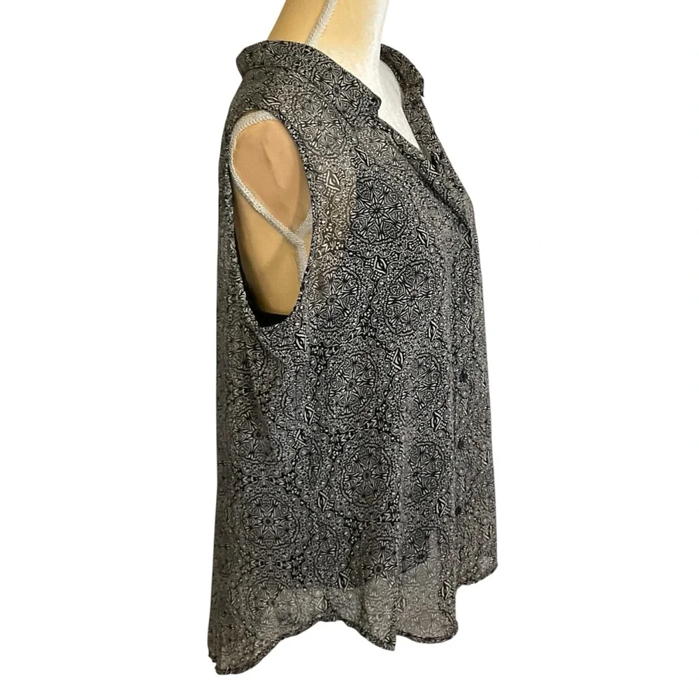 Liz Claiborne black & white Semi-sheer Top with black camisole. Size XL. NWT - Picture 5 of 11